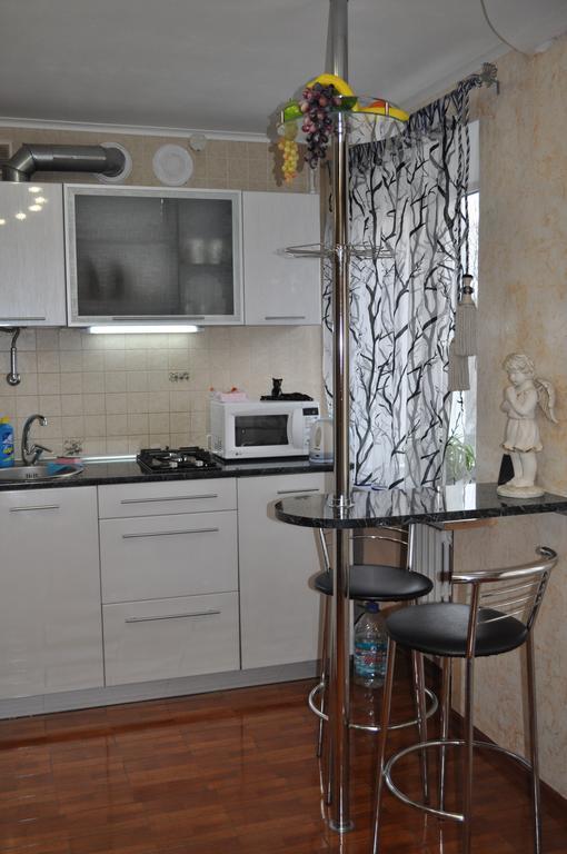 Apartment On Oleksandra Polia Avenue 110 Dnepropetrovsk Exterior foto